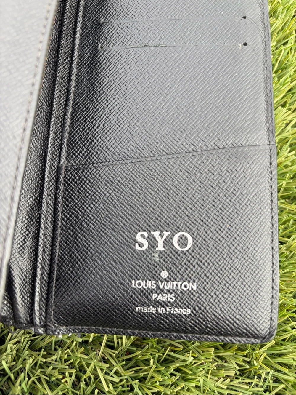 Auth Louis Vuitton Men’s Long Wallet Damier Check 2015 Date Code France Damaged